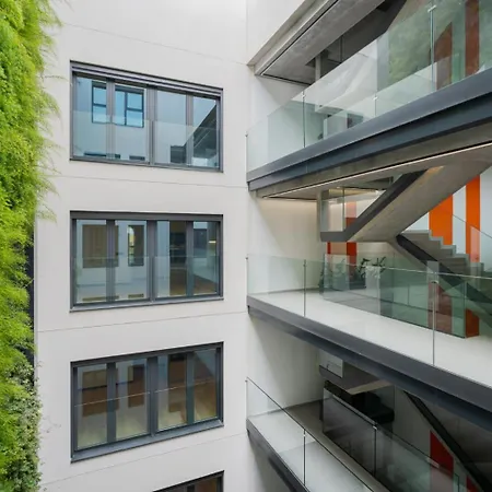 Con Gimnasio Cerca De La Playa De Canteras A1b